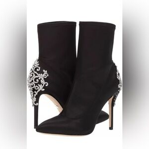 Badgley Mischka MEG Black Satin Bootie Size 6